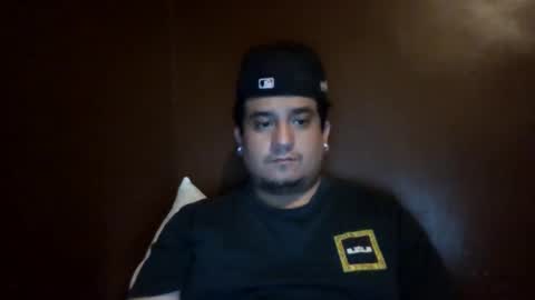 Snapshot of ozlo chatting on 10/23/25, 11:03 ozlo online show from 10/23/25, 11:03