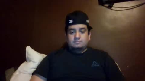 Snapshot of ozlo chatting on 11/06/25, 12:22 ozlo online show from 11/06/25, 12:22