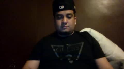 Snapshot of ozlo chatting on 11/18/25, 11:15 ozlo online show from 11/18/25, 11:15