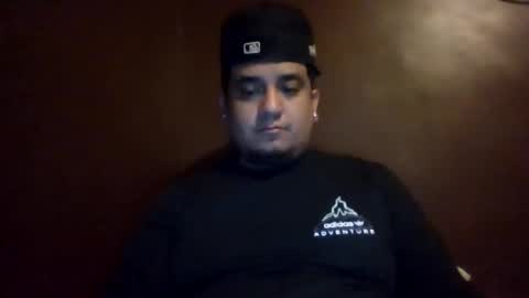 Snapshot of ozlo chatting on 11/27/25, 08:00 ozlo online show from 11/27/25, 08:00