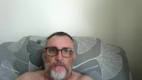 Snapshot of ozzie_male77 chatting on 12/30/24, 03:14 Brian online show from 12/30/24, 03:14