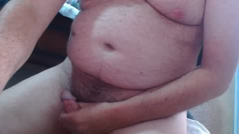 Snapshot of ozzieozzieoi chatting on 01/23/25, 02:12 HairyolOz online show from 01/23/25, 02:12