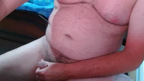 Snapshot of ozzieozzieoi chatting on 11/26/25, 12:55 HairyolOz online show from 11/26/25, 12:55