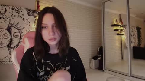 Alice online show from 12/23/24, 11:49