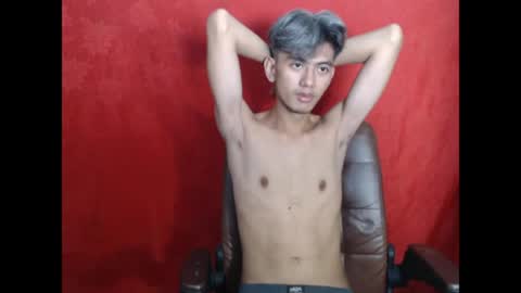 Snapshot of p1noytwink_xel chatting on 05/06/26, 10:53 p1noytwink_xel online show from 05/06/26, 10:53