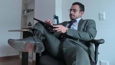 Snapshot of pablo_rincon95 chatting on 02/19/25, 02:01 pablo rincon95 online show from 02/19/25, 02:01