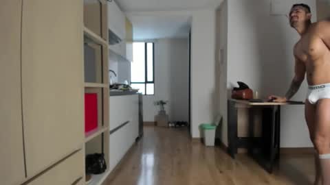 Snapshot of pablo_rincon95 chatting on 09/11/25, 03:01 pablo rincon95 online show from 09/11/25, 03:01