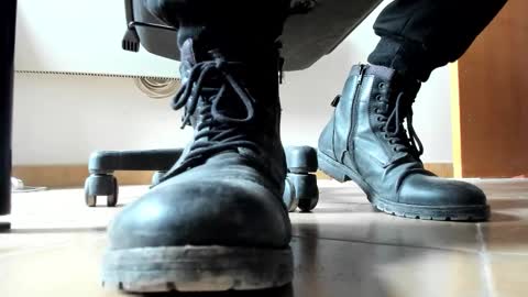 Snapshot of pablomenesssl chatting on 01/19/26, 09:57 Pablo Meness online show from 01/19/26, 09:57