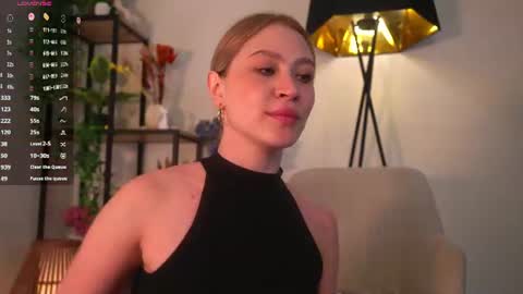 Snapshot of pafosstar chatting on 07/28/26, 04:39 Kimlovense is activeThere are legends that in this room all your wishes can come true Private is Open online show from 07/28/26, 04:39