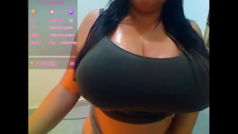 Snapshot of paholabigtitis chatting on 06/02/26, 06:32 paolabigttits online show from 06/02/26, 06:32