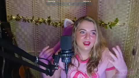 Snapshot of paigestation chatting on 02/13/26, 11:12 PaigeStation online show from 02/13/26, 11:12