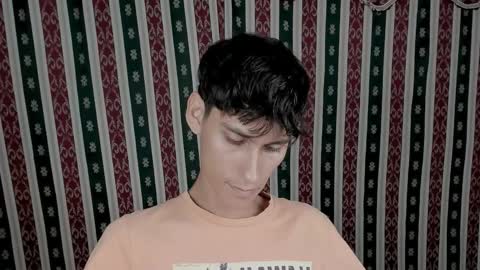 Snapshot of paimon_goetia chatting on 01/09/26, 02:14 Alexander Grigori online show from 01/09/26, 02:14