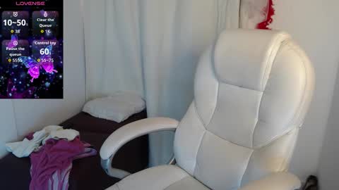 paiper online show from 11/30/25, 11:58