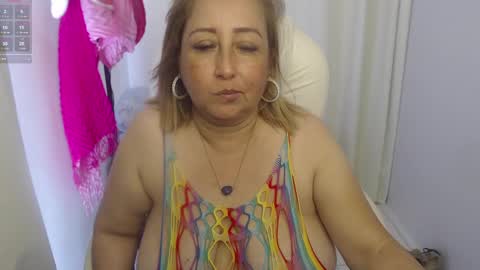 paiperhalliwey online show from 02/20/25, 05:40