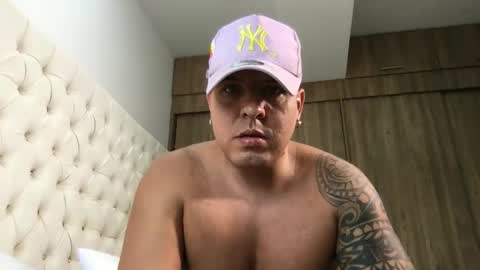 Snapshot of paisaexotico chatting on 09/22/25, 07:38 paisaexotico online show from 09/22/25, 07:38