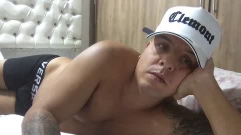 Snapshot of paisaexotico chatting on 09/24/25, 12:47 paisaexotico online show from 09/24/25, 12:47