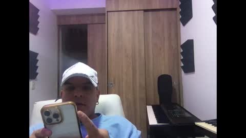 Snapshot of paisaexotico chatting on 10/21/25, 11:27 paisaexotico online show from 10/21/25, 11:27