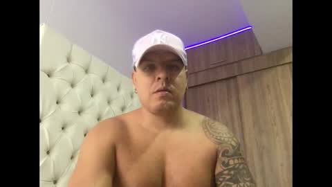 Snapshot of paisaexotico chatting on 10/24/25, 06:37 paisaexotico online show from 10/24/25, 06:37