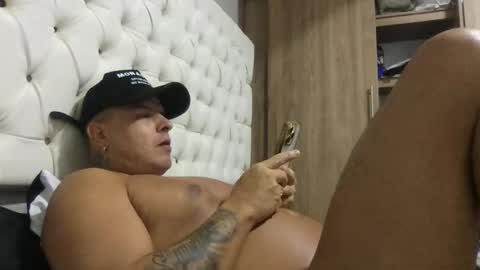 Snapshot of paisaexotico chatting on 10/28/25, 07:23 paisaexotico online show from 10/28/25, 07:23