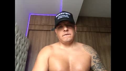 Snapshot of paisaexotico chatting on 10/31/25, 09:05 paisaexotico online show from 10/31/25, 09:05