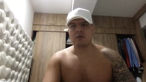 Snapshot of paisaexotico chatting on 11/08/25, 06:02 paisaexotico online show from 11/08/25, 06:02