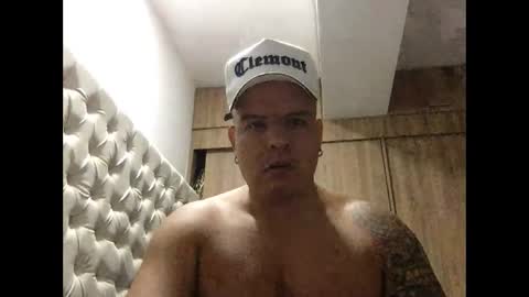 Snapshot of paisaexotico chatting on 11/10/25, 03:16 paisaexotico online show from 11/10/25, 03:16