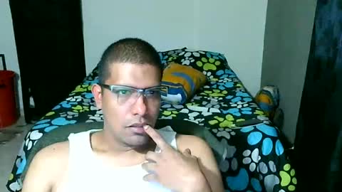 Snapshot of paisita89100 chatting on 08/03/26, 01:26 paisita89100 online show from 08/03/26, 01:26