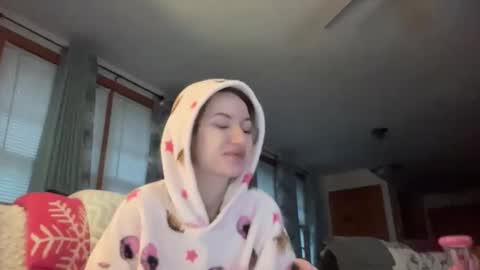 Snapshot of paisleysnowxo chatting on 11/10/25, 08:52 paisleysnowxo online show from 11/10/25, 08:52