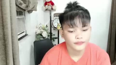 Snapshot of pakarat_karatxcx chatting on 10/13/25, 09:20 pakarat_karatxcx online show from 10/13/25, 09:20