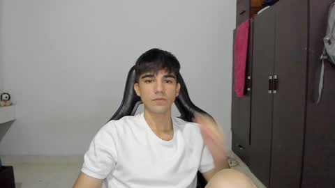 pakun_ online show from 12/04/24, 11:57