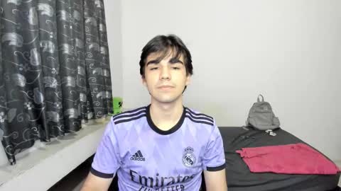 pakun_ online show from 09/26/25, 01:53