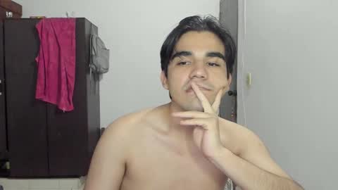 pakun_ online show from 11/18/25, 01:55