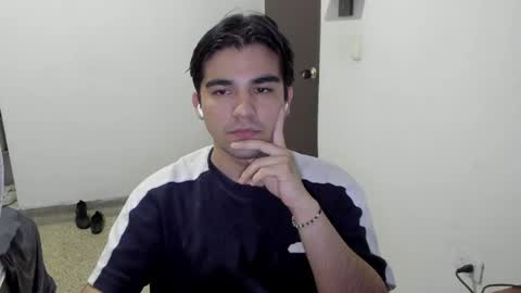 pakun_ online show from 06/17/26, 09:38