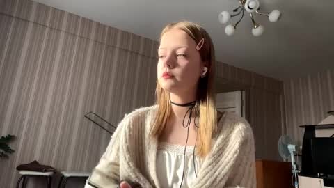 Snapshot of palmadominges chatting on 03/27/26, 02:17 Karina online show from 03/27/26, 02:17