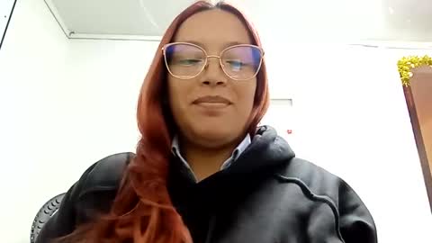 Snapshot of palmer_morris chatting on 12/12/24, 03:21 Natalia online show from 12/12/24, 03:21