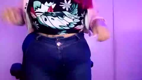 Snapshot of palmer_morris chatting on 12/29/24, 10:36 Natalia online show from 12/29/24, 10:36