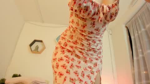 Paloma  online show from 11/14/25, 09:24