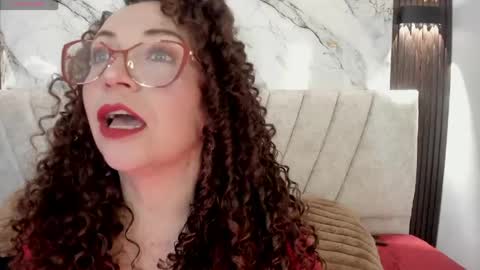 Snapshot of pam_hills chatting on 04/02/26, 01:25 You can call me Mommy Goddess Queen online show from 04/02/26, 01:25