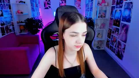Snapshot of pambeeslyy chatting on 03/12/25, 08:08 Pam online show from 03/12/25, 08:08