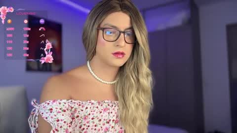 Snapshot of pame_leon chatting on 01/23/25, 09:39 . online show from 01/23/25, 09:39