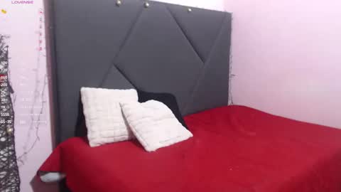 pamela_echeverria online show from 11/29/25, 11:24