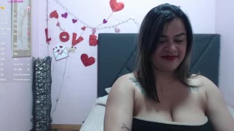 Snapshot of pamela_echeverria chatting on 04/14/26, 11:27 pamela_echeverria online show from 04/14/26, 11:27