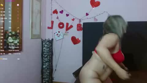 Snapshot of pamela_echeverria chatting on 06/08/26, 12:27 pamela_echeverria online show from 06/08/26, 12:27