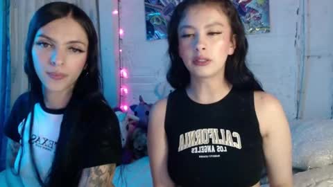 Snapshot of pamelaa_reyess chatting on 03/13/26, 02:18 Pamela Reyess online show from 03/13/26, 02:18