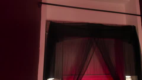 Snapshot of pamelaascott chatting on 04/12/26, 04:06 P A M online show from 04/12/26, 04:06