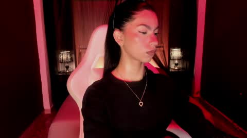 Snapshot of pamelaascott chatting on 05/03/26, 04:07 P A M online show from 05/03/26, 04:07