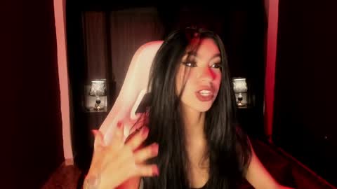 Snapshot of pamelaascott chatting on 05/12/26, 04:42 P A M online show from 05/12/26, 04:42