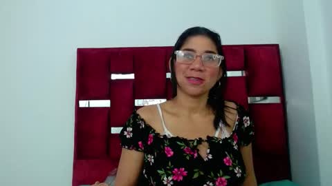 Snapshot of pamelacruzthx chatting on 10/02/25, 12:23 pamelacruzthx online show from 10/02/25, 12:23