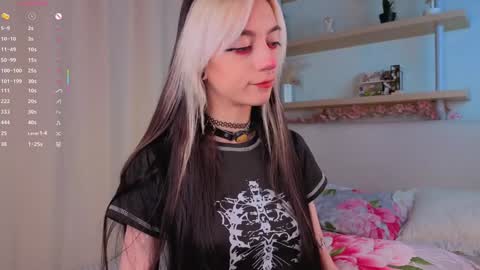 Snapshot of pamelaryant chatting on 11/11/25, 03:12 Diana online show from 11/11/25, 03:12