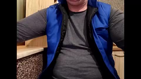 Snapshot of pamid215 chatting on 02/09/25, 05:11 angel hris online show from 02/09/25, 05:11